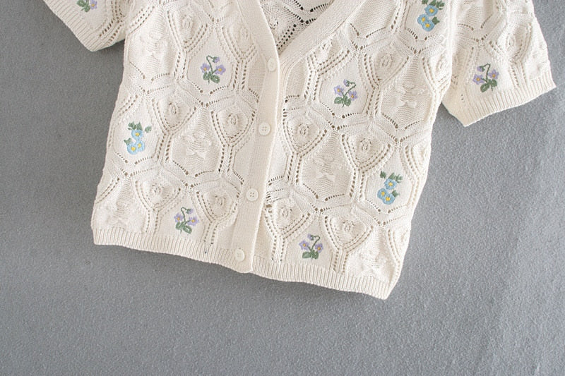 FLORAL EMBROIDERY CARDIGAN