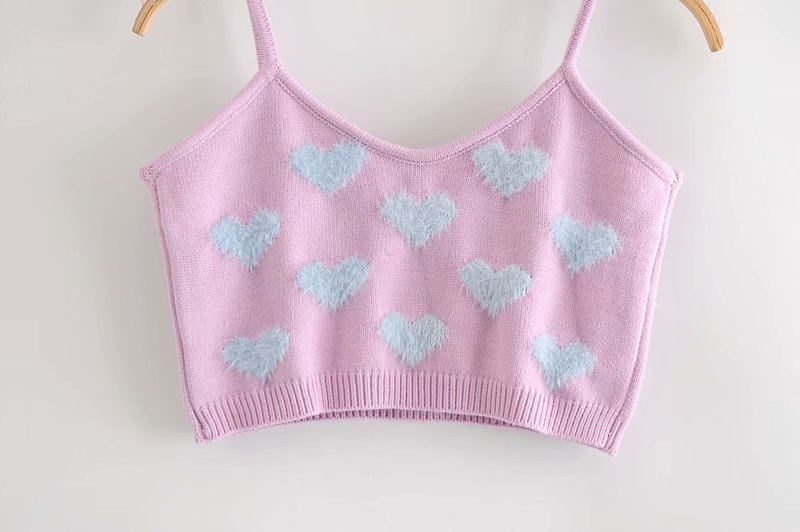 HEART PATTERN CROPPED KNITTED TOP