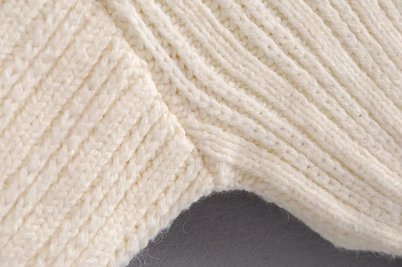 RIBBED TRIMS CABLE-KNIT SWEATER