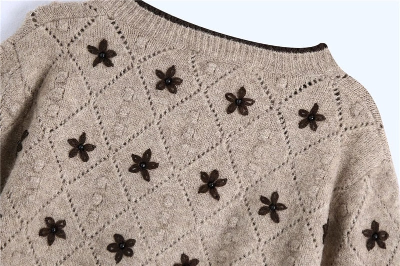 FLORAL EMBROIDERY CROPPED KNITTED CARDIGAN